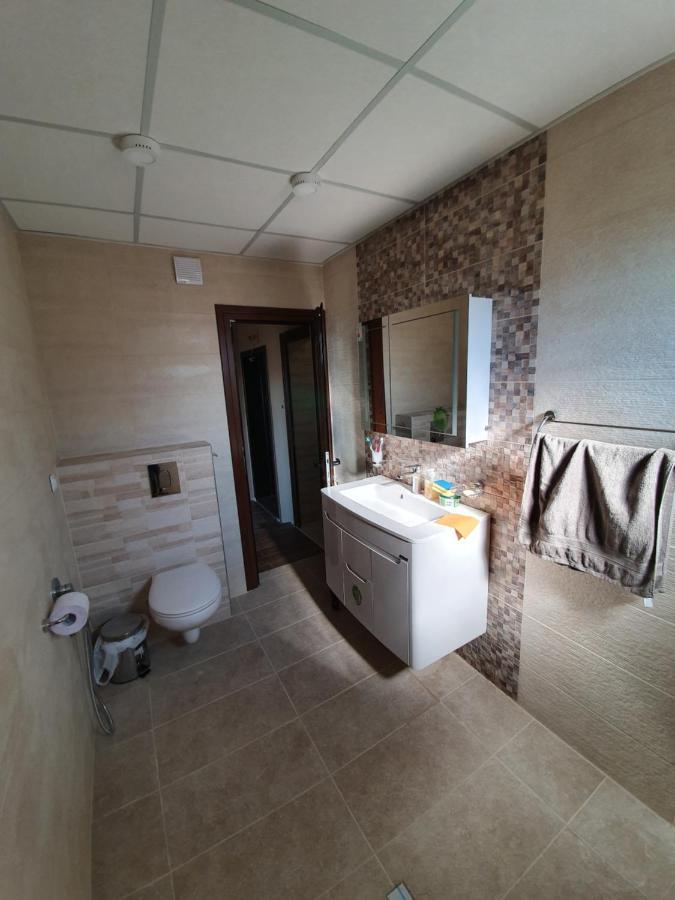 Sunny Apartment Благоэвгард Экстерьер фото